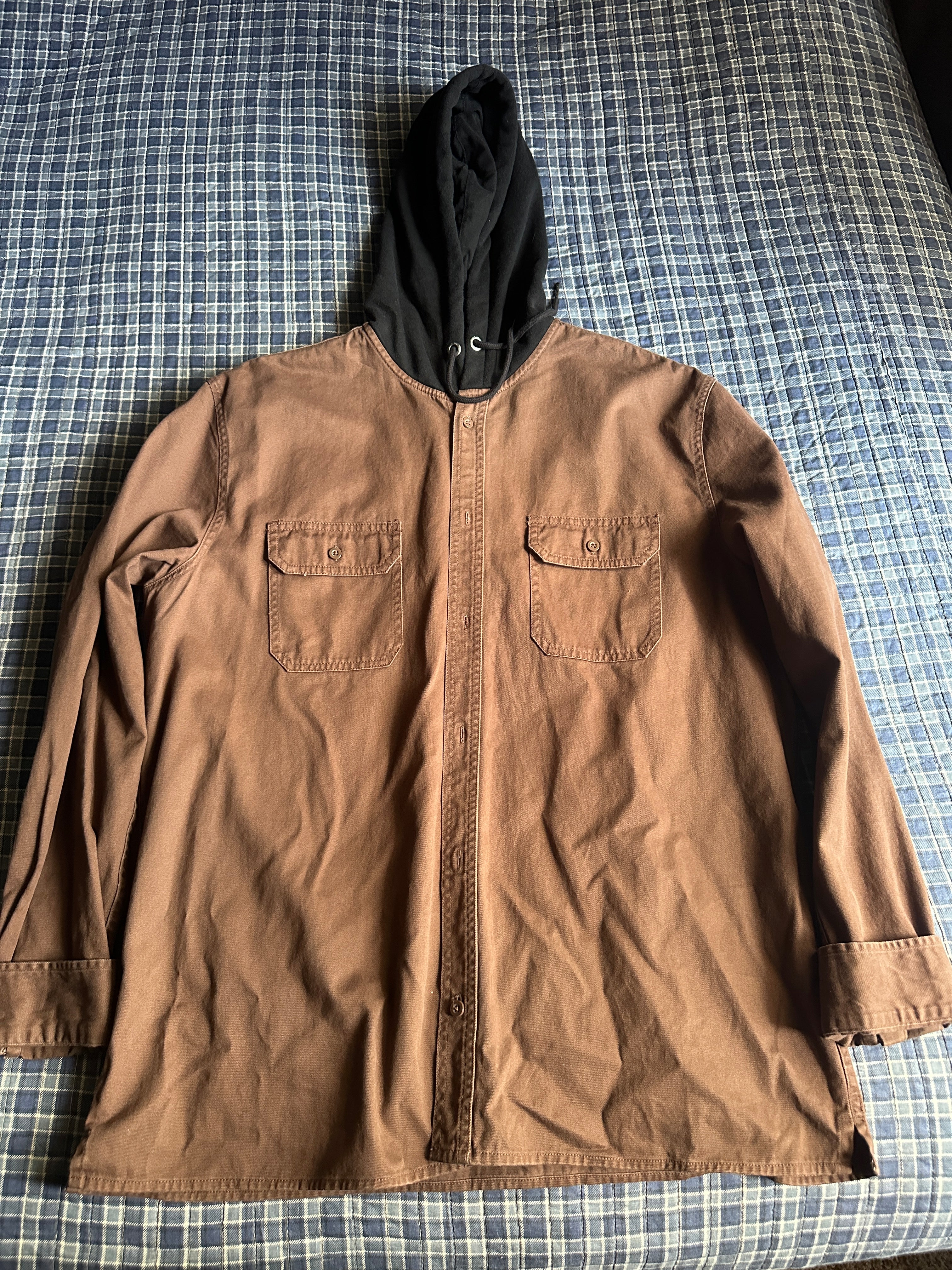 Aéropostale Long Sleeve Hooded Workwear Button-Down Shirt