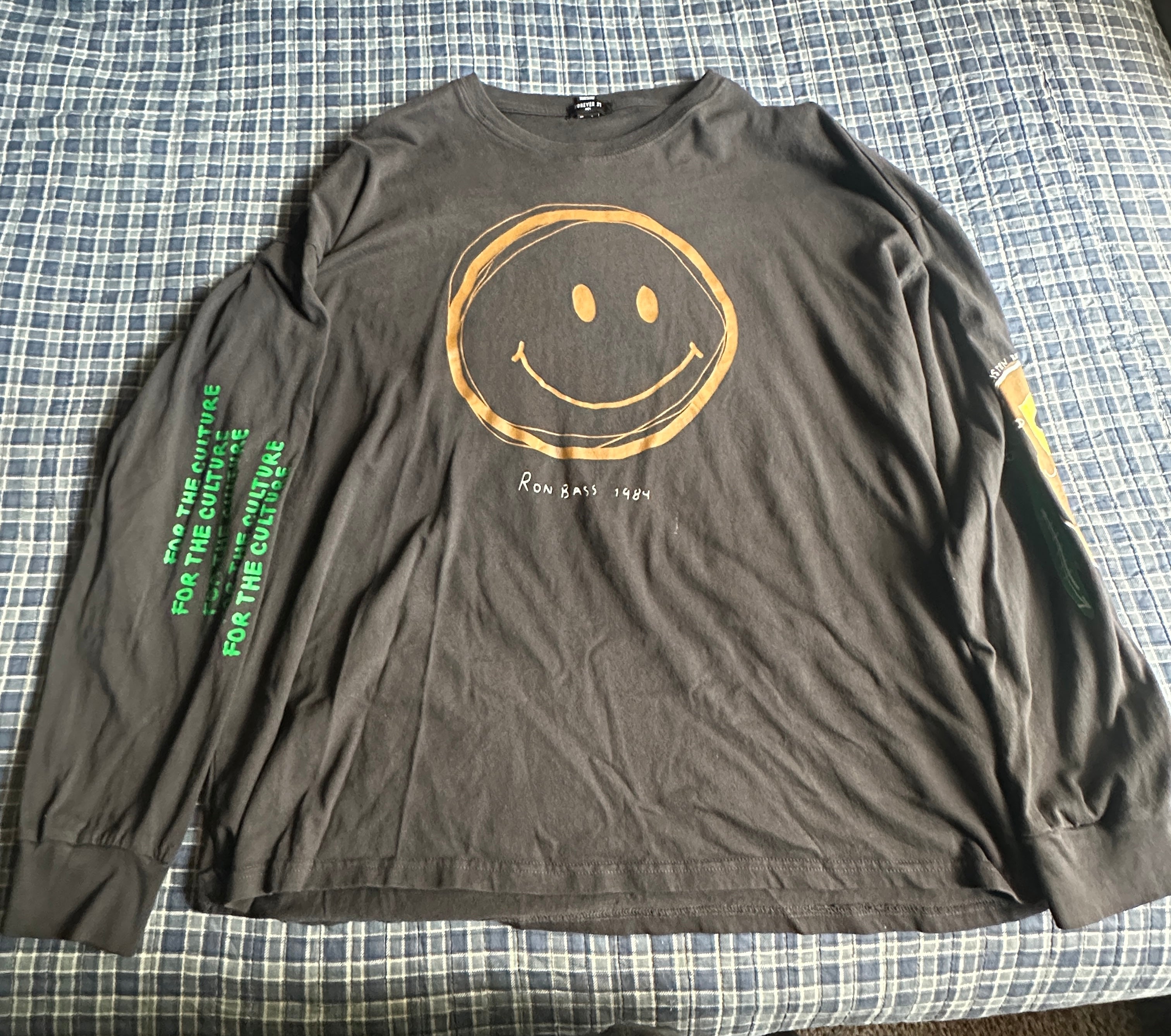 Forever 21 long-sleeve t-shirt